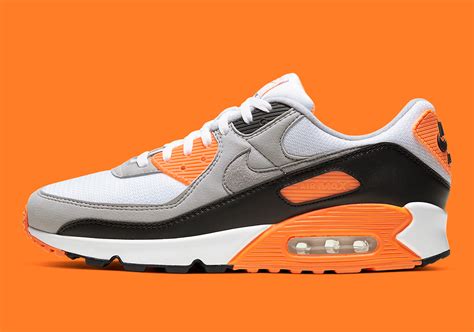 nike air max white orange